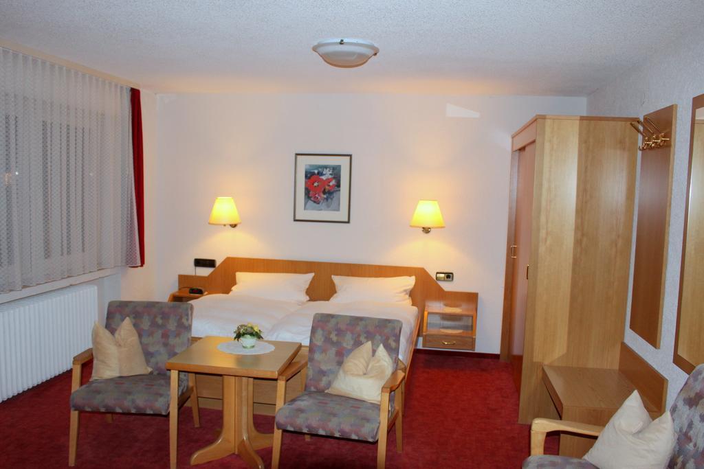 Gasthof Schwarzwaldtanne Schönwalde Habitación foto